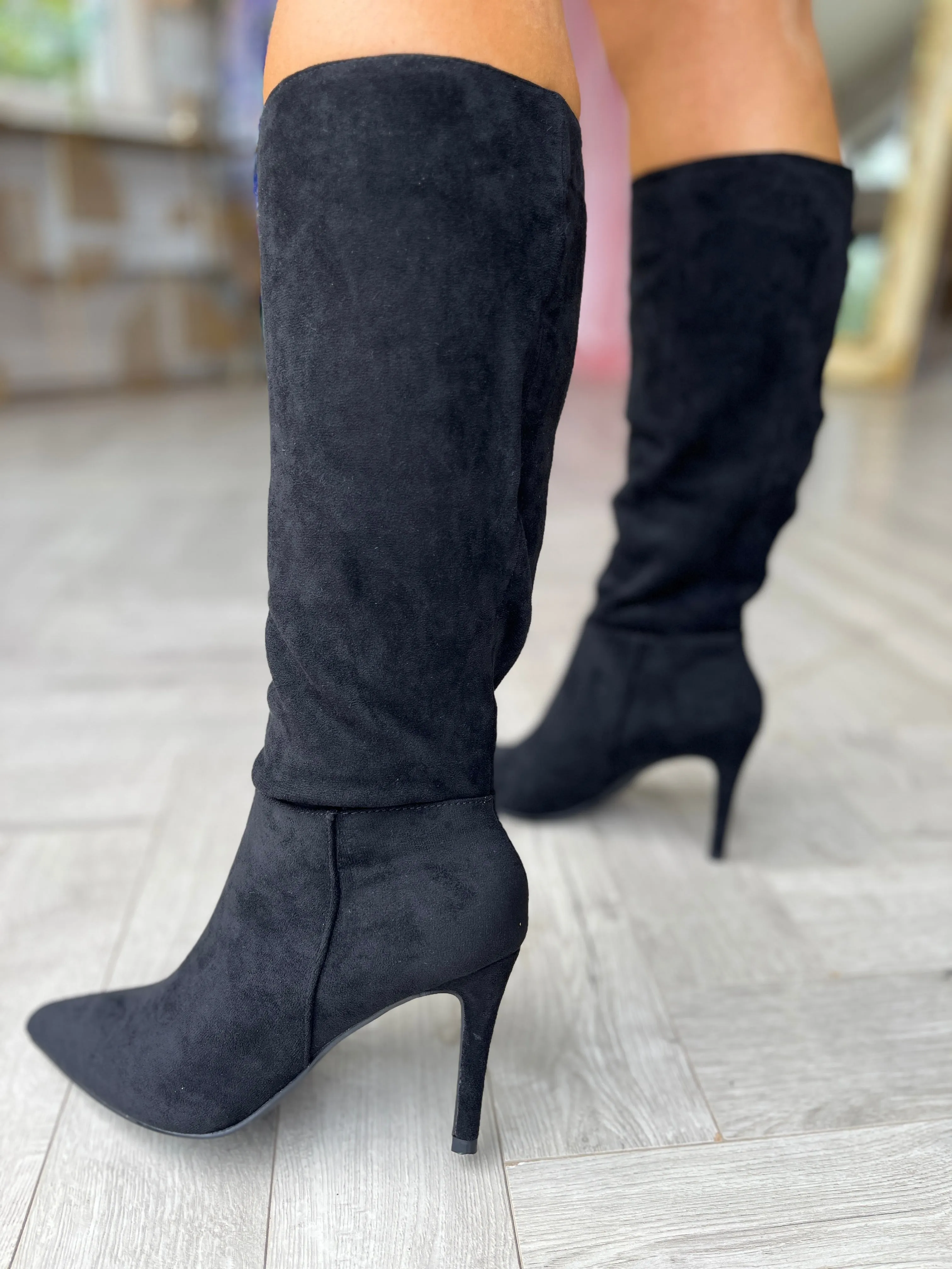 Bonnie Suede Boots Black