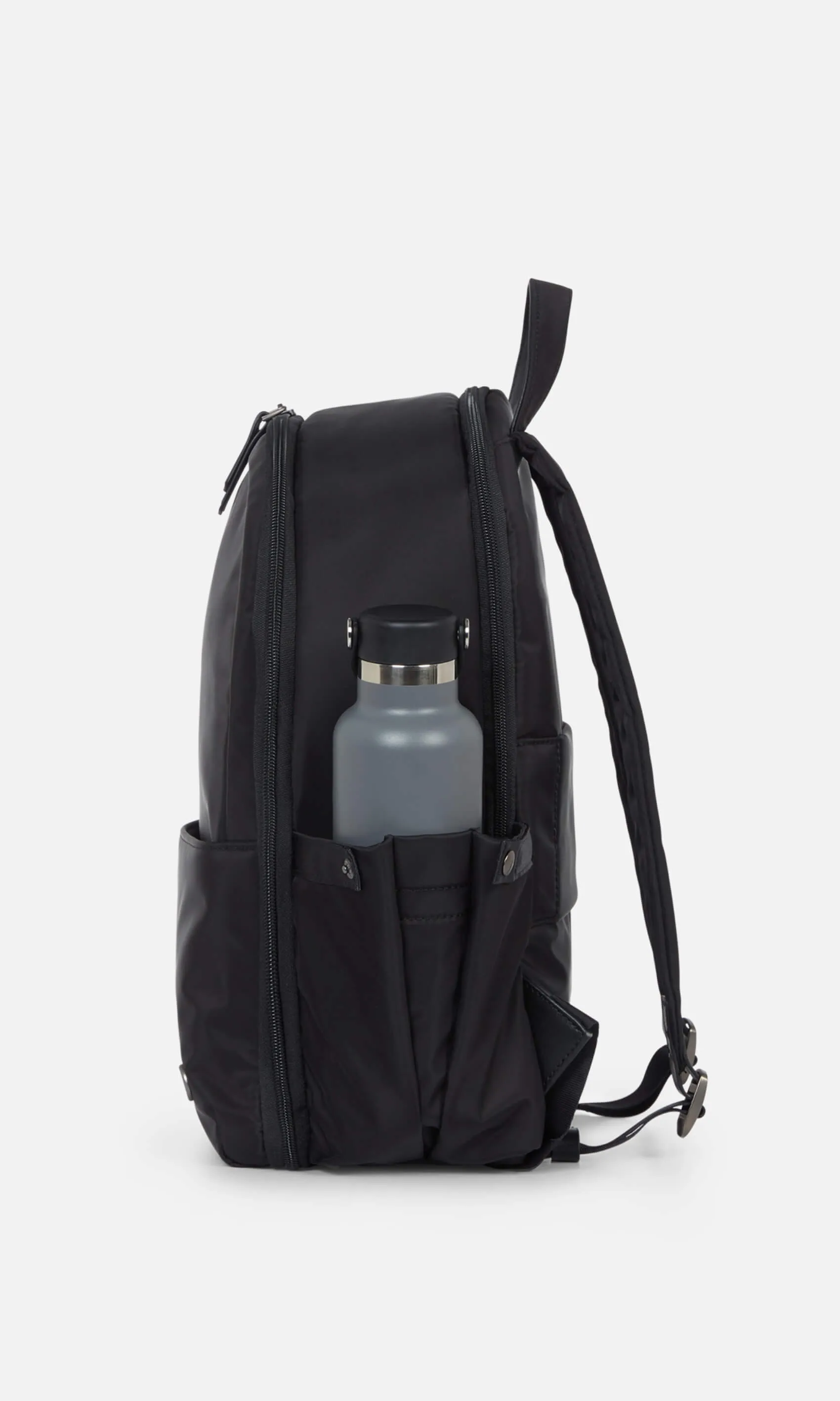 Chelsea Backpack in Black