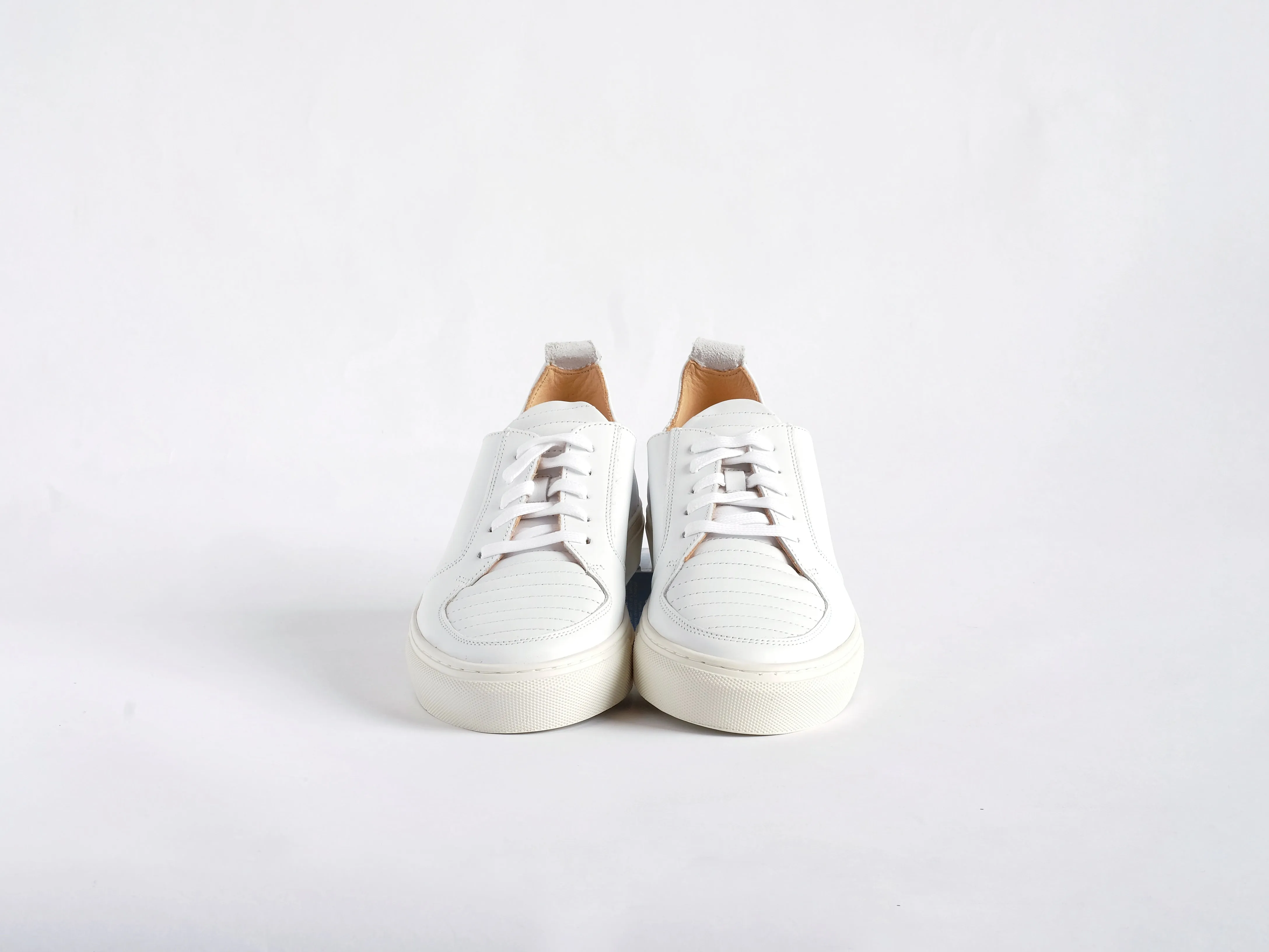 EKN Argan Low Sneaker White Leather