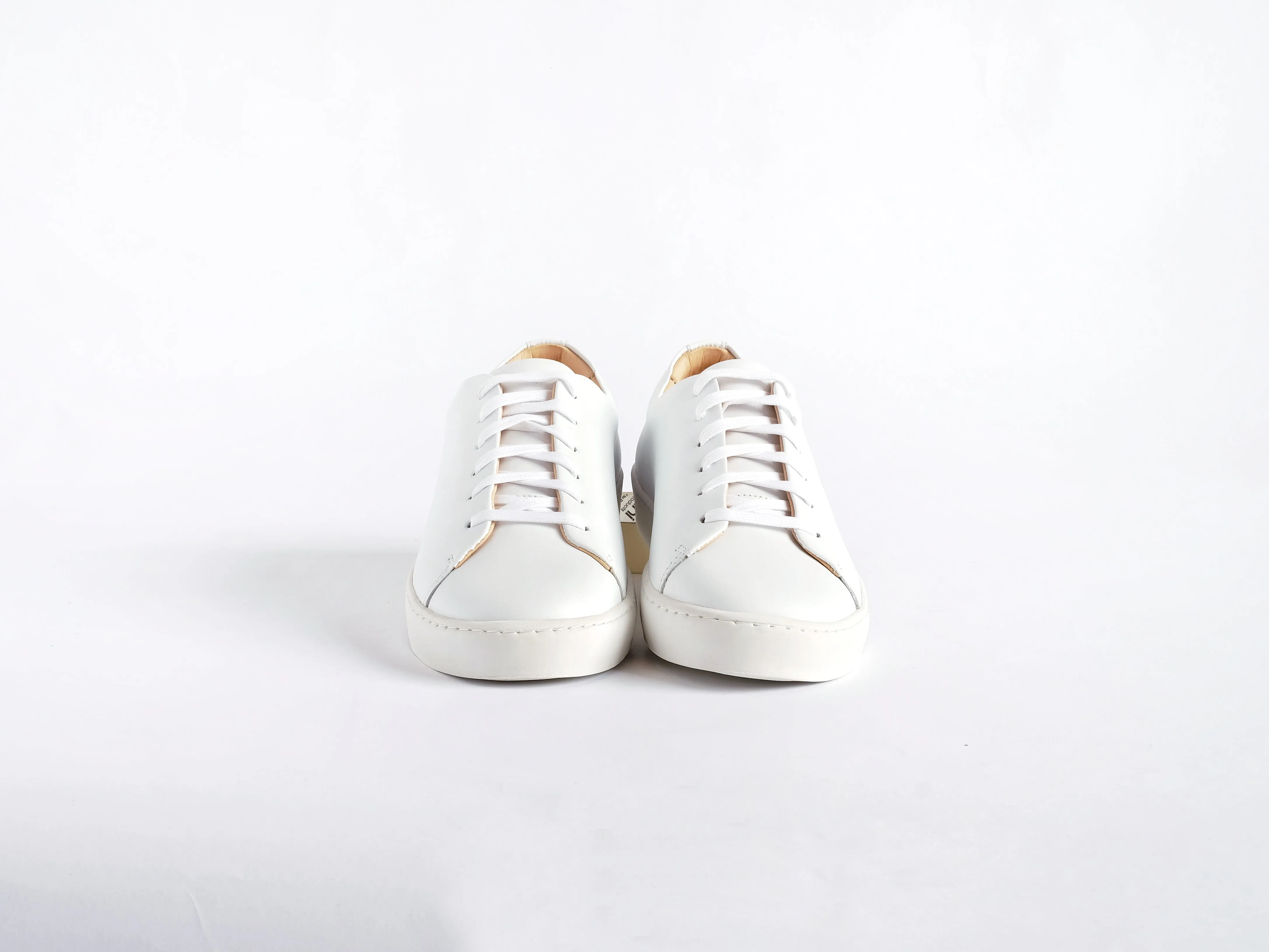 EKN Oak Sneaker White Leather