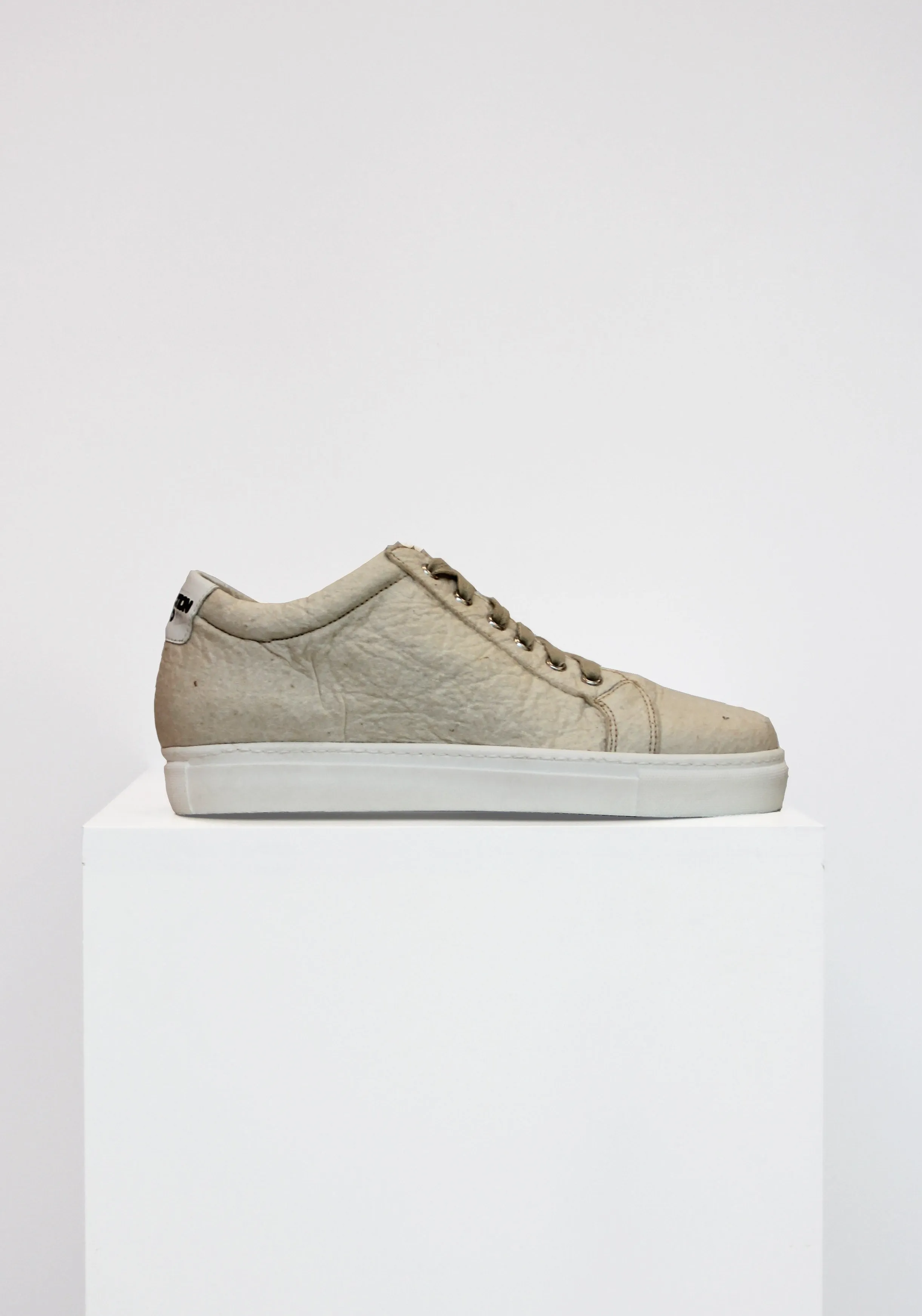 KARPOS Off-White Piñatex® Unisex Sneaker