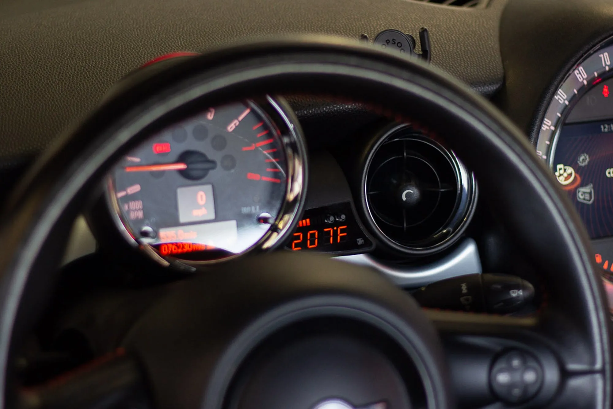 P3 V3 OBD2 - MINI R55-R59 Clubman Gauge (2007-2014)