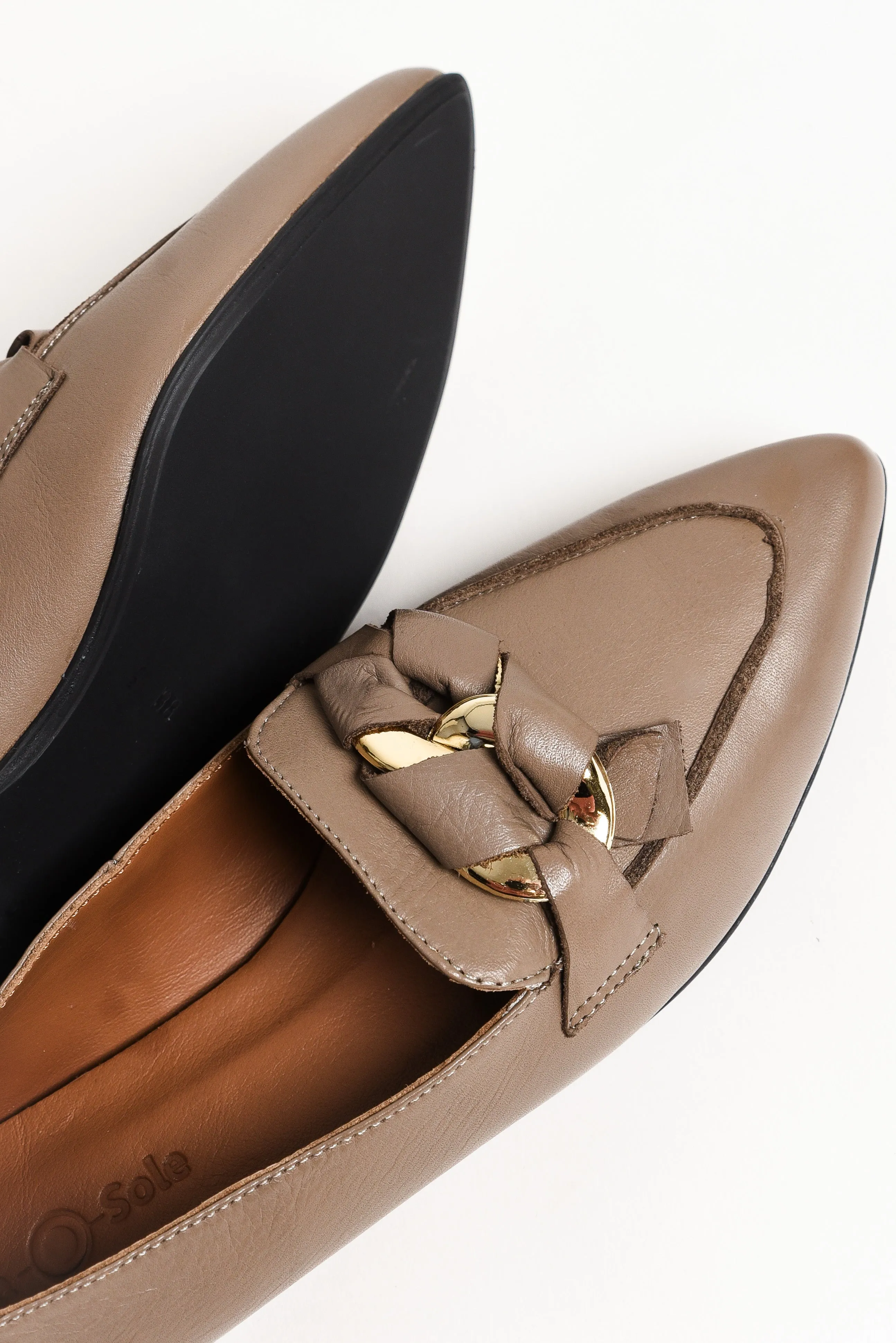 Roslyn Taupe Leather Twirl Loafer