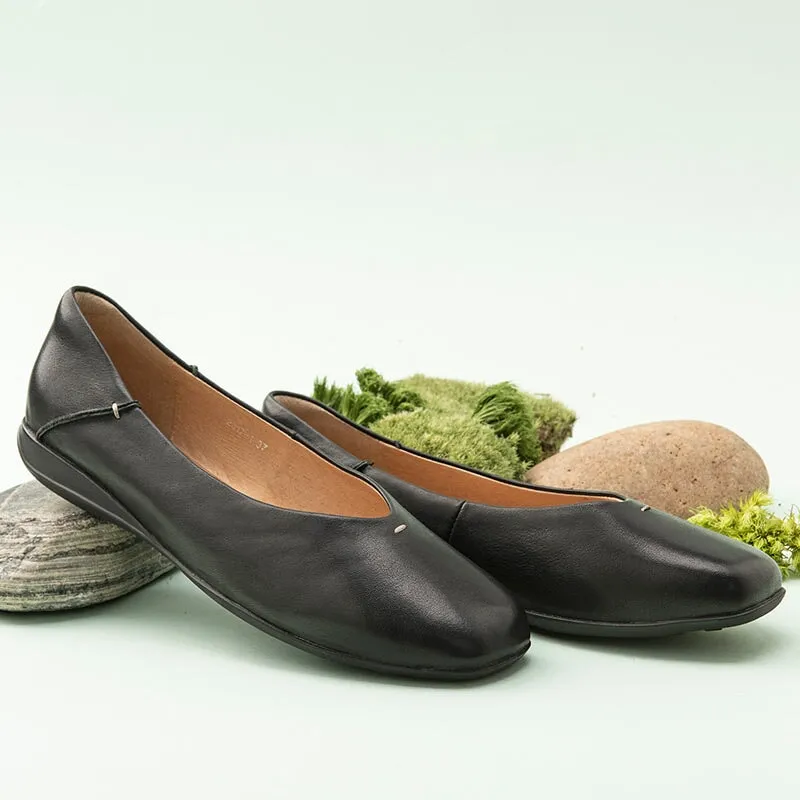 Soft Leather Flat Slip on Loafers for Women Handmade in Black