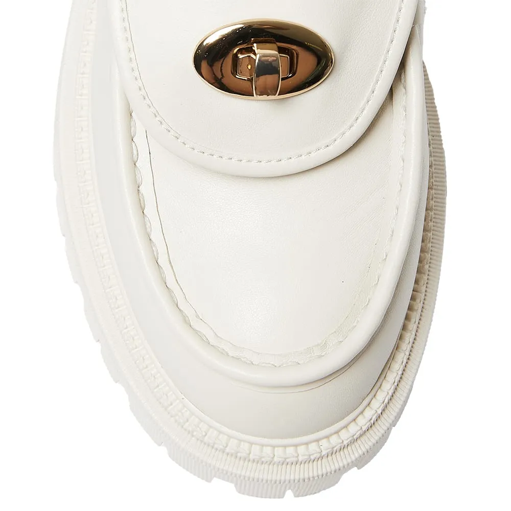 Suri Loafer in Off White Smooth