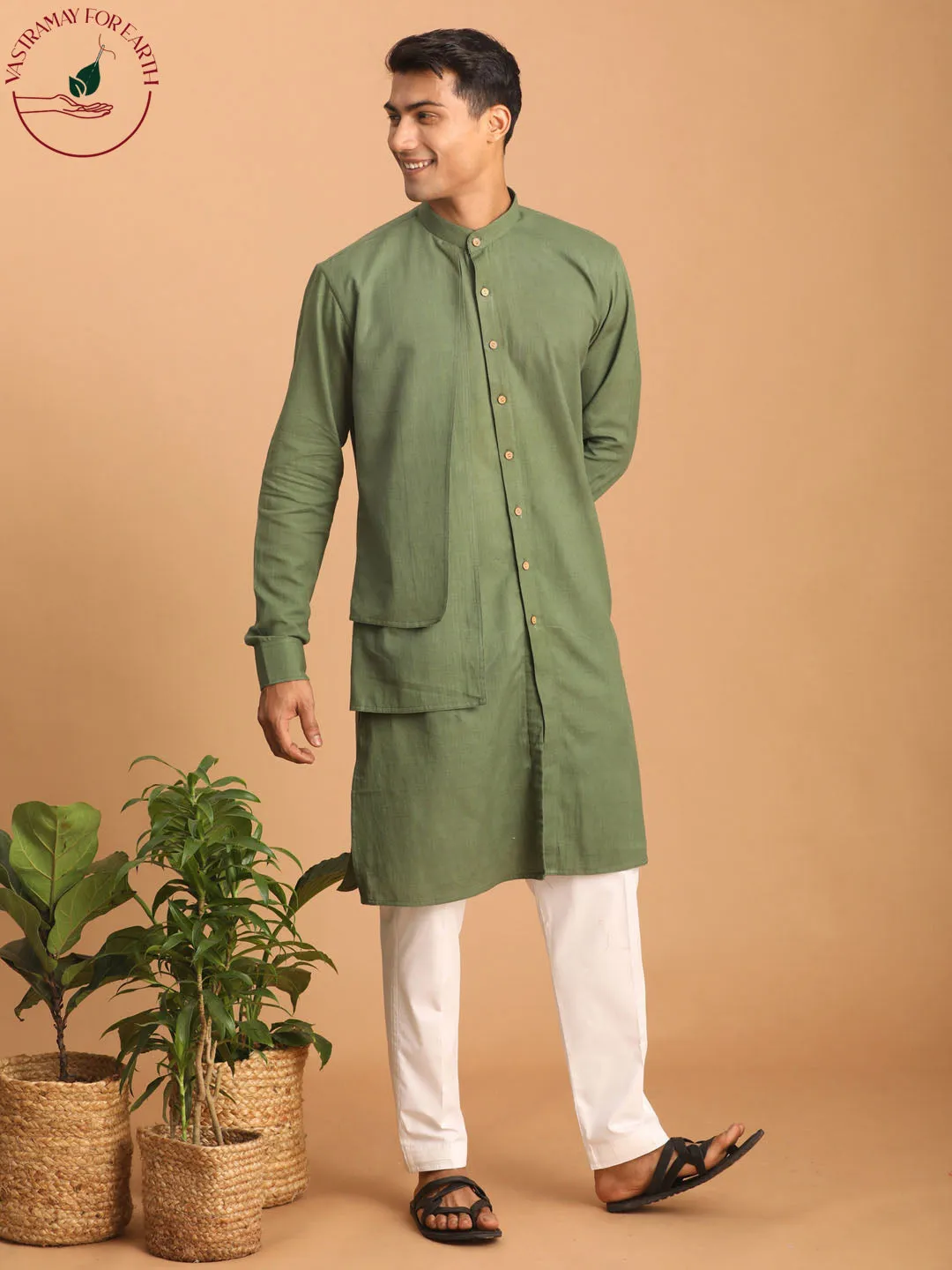 VASTRAMAY Green Cotton Kurta with Cream Pant