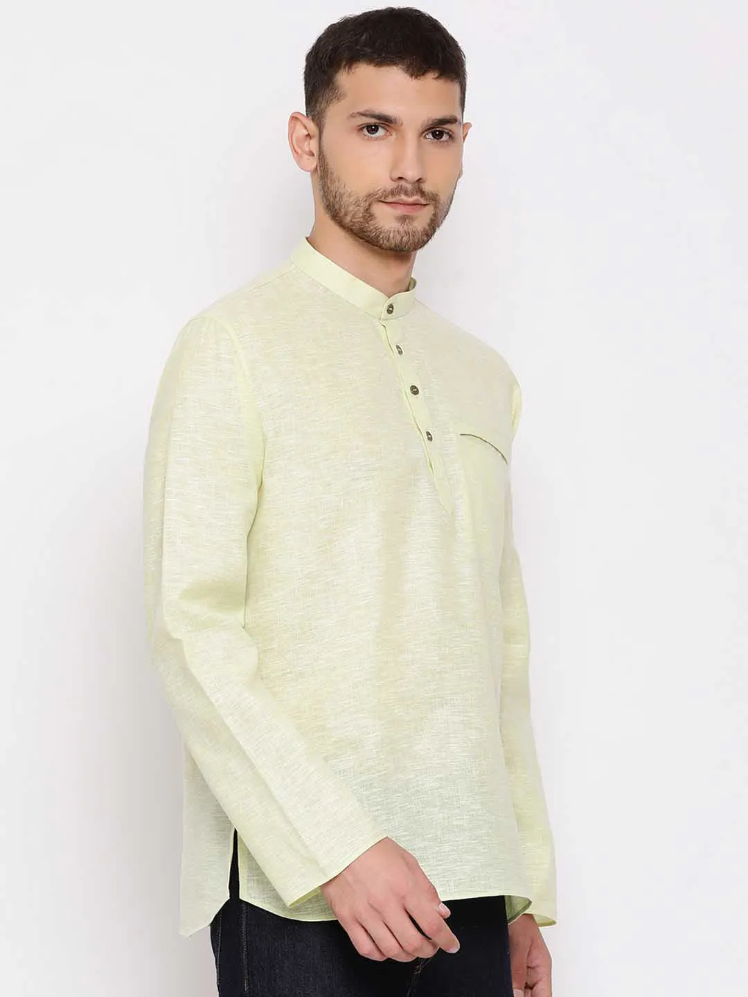 VASTRAMAY Men's Green Cotton Blend Short Kurta