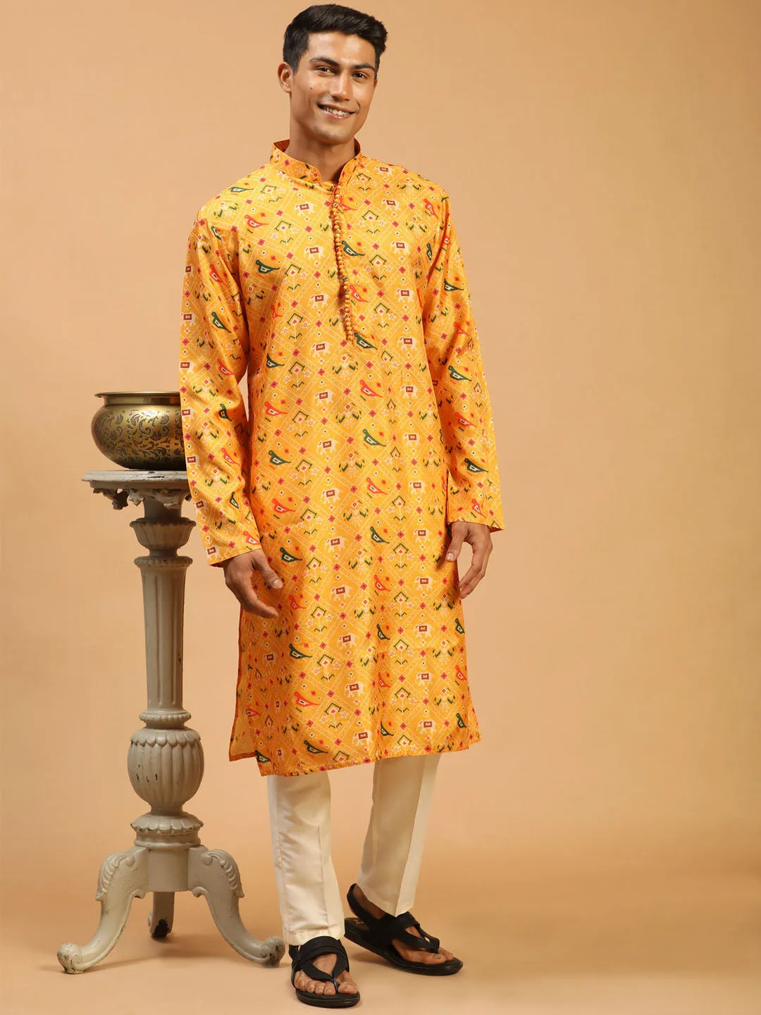 VASTRAMAY Yellow Silk Blend Ethnic Kurta Set