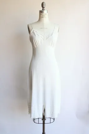 Vintage 1950s Ivory Nylon Slip by Munsingwear, Size 34