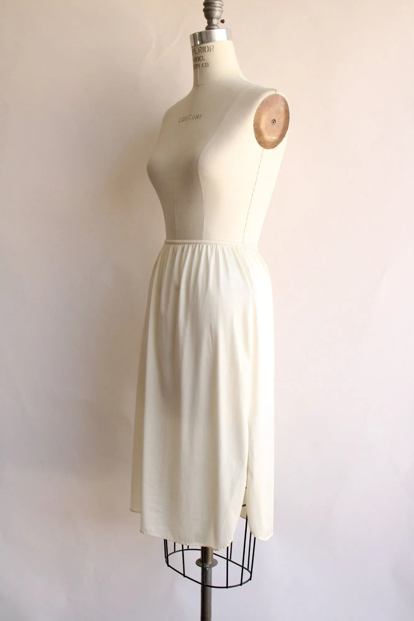 Vintage 1970s 1980s Wonder Maid Ivory Nylon Half Slip